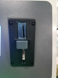 4개의 로커를 가진 동전에 의하여 운영하는 MCU 체계 다수 휴대폰 충전소 USB 충전소 간이 건축물
