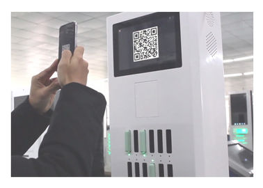 LCD APP 또는 카드 판독기로 힘 은행 임대 체계를 공유하는 스크린 공동 힘 은행 역을 광고하는 12의 구멍